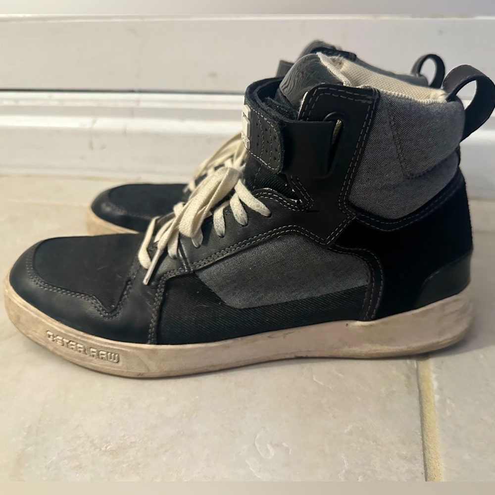G Star BLACK & WHITE HIGH TOP - MENS SIZE 9